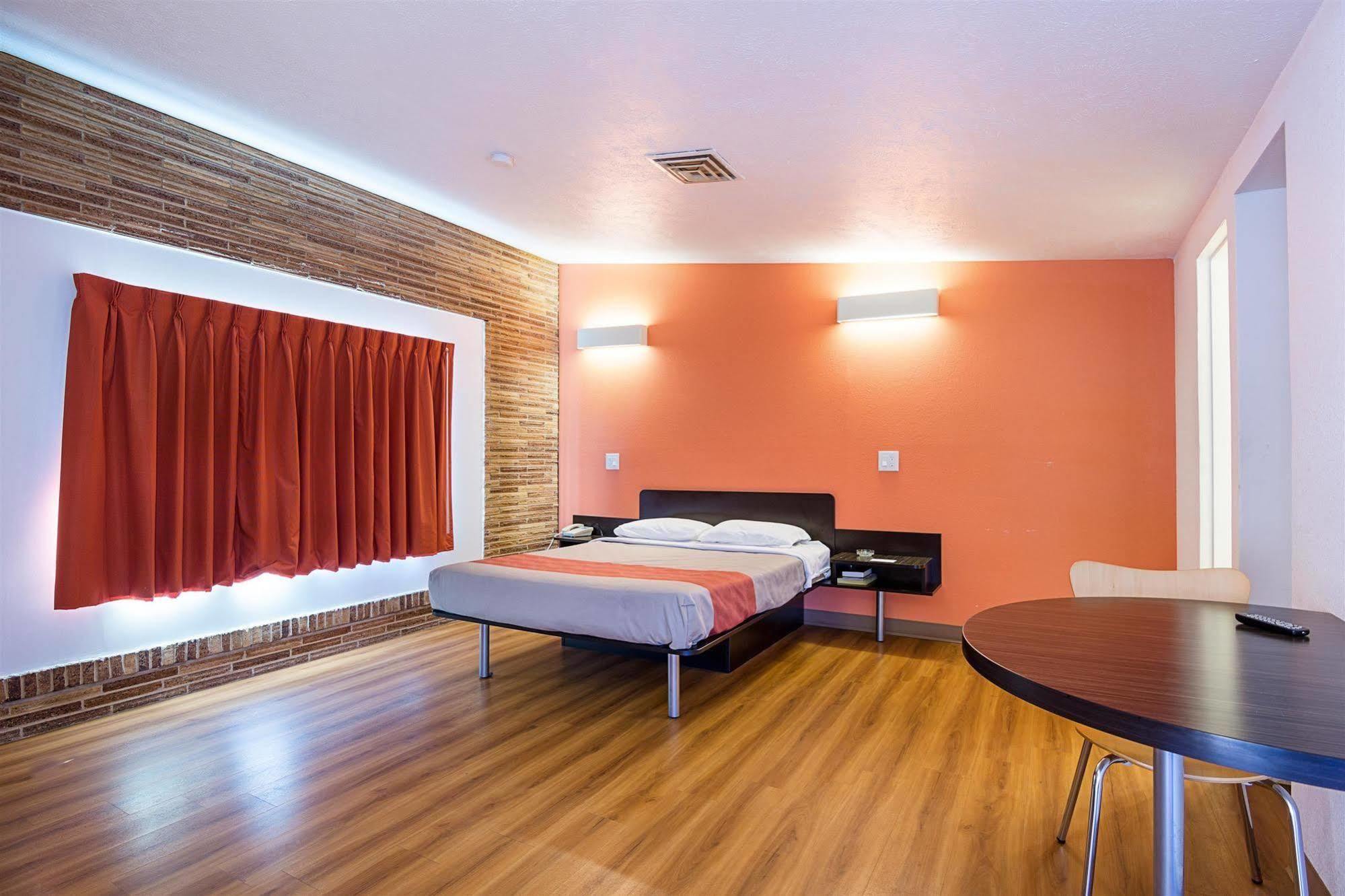 Motel 6 Гоббс Екстер'єр фото
