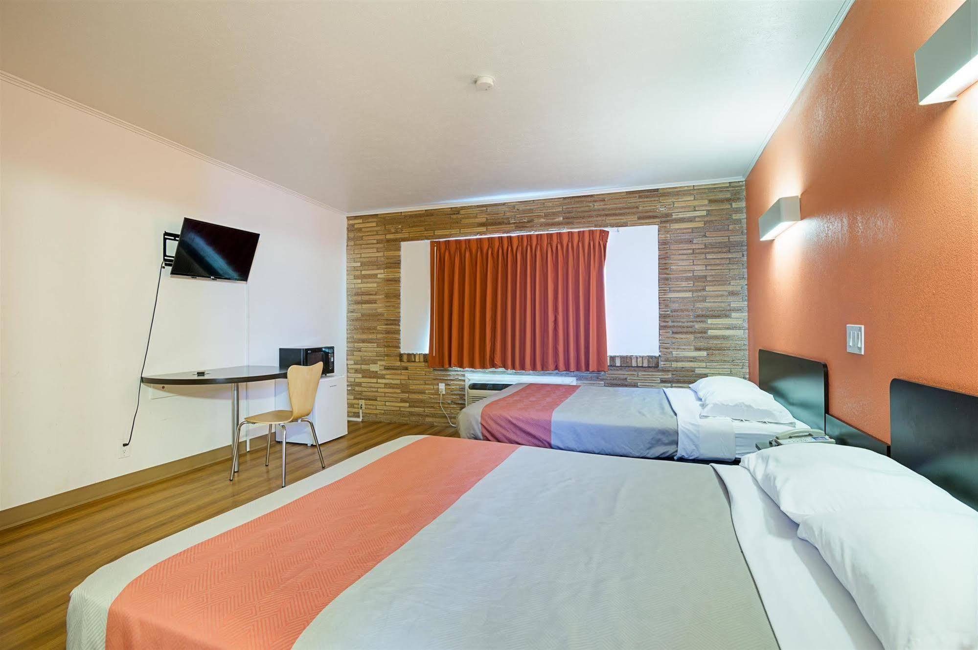 Motel 6 Гоббс Екстер'єр фото